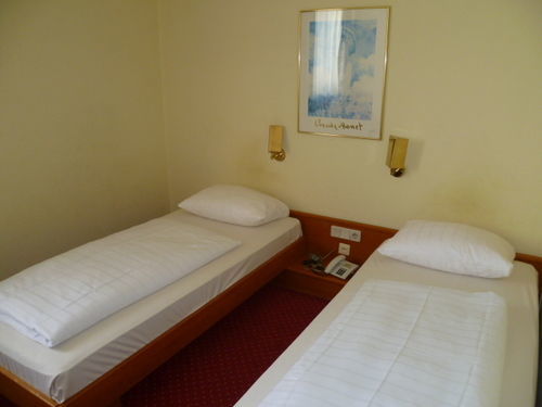 Hotel Mondial Düsseldorf Eksteriør billede